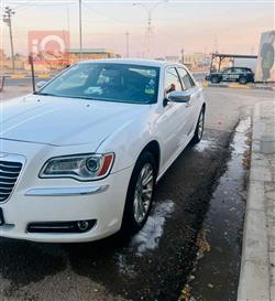 کرایسلەر 300